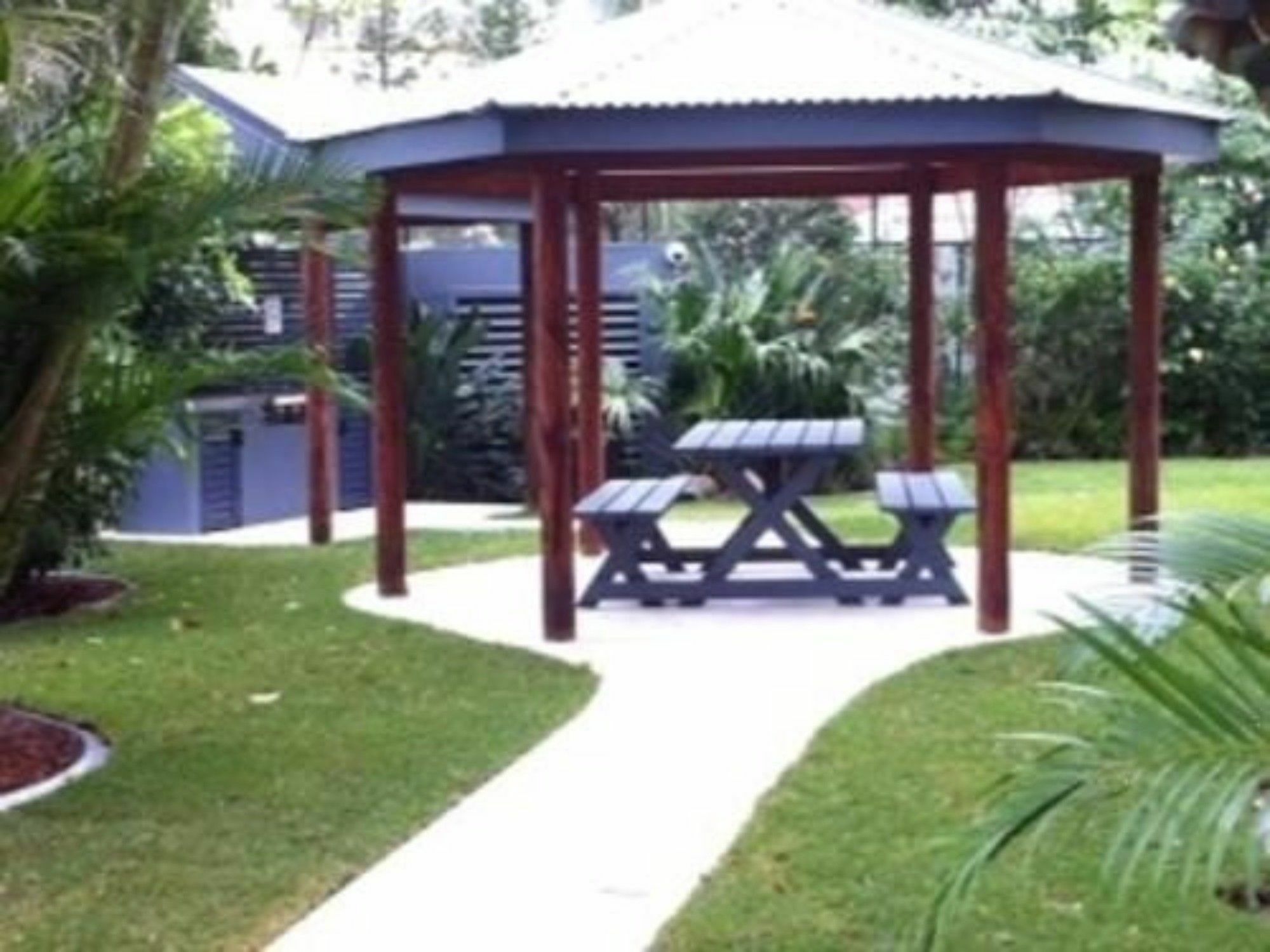 Pacific Resort Broadbeach Gold Coast Exterior photo